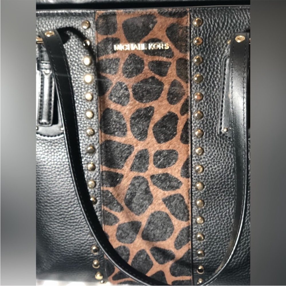 Michael Kors Signature Voyager East West Tote In Multi Black & Brown Giraffe NWT - Picture 3 of 16
